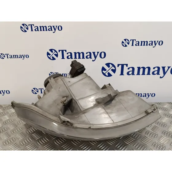 Faro Izquierdo para Renault Trafic Caja Cerrada (Ab 4.01)