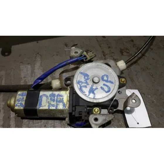 Elevalunas Delantero Derecho para Nissan Pick-Up (D22)