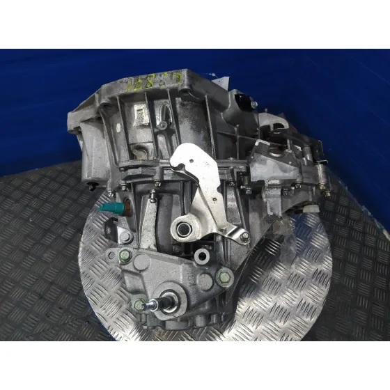 Caja Cambios para Nissan Juke (F15)