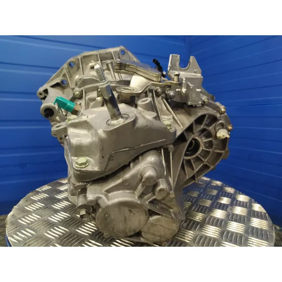 Caja Cambios para Nissan Juke (F15)
