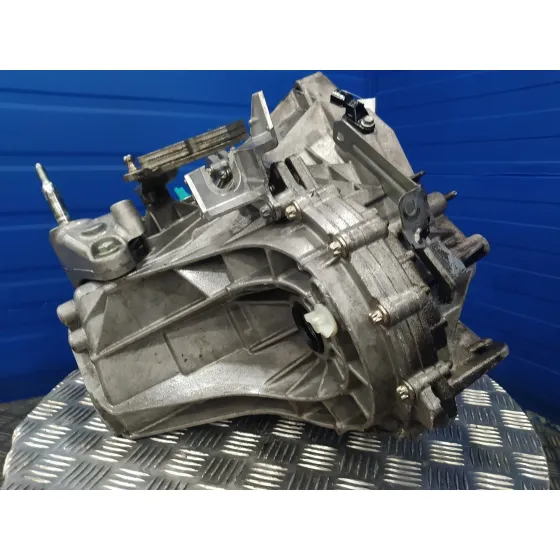 Caja Cambios para Nissan Juke (F15)