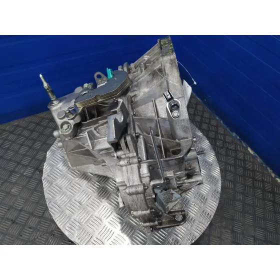 Caja Cambios para Nissan Juke (F15)