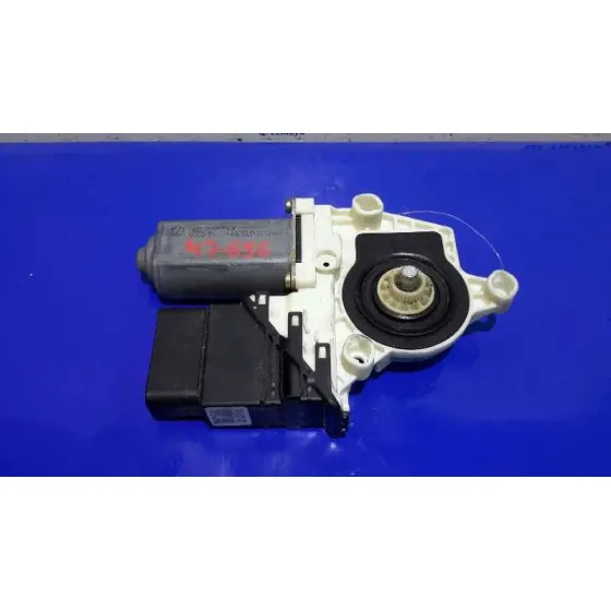 Motor Elevalunas Trasero Derecho para Seat Leon (1M1)