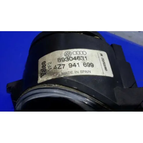 Faro Antiniebla Izquierdo para Audi Allroad Quattro (4B5)