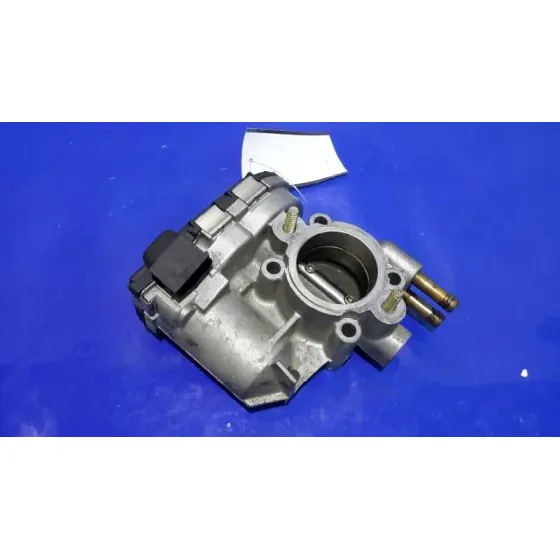 Caja Mariposa para Opel Corsa C