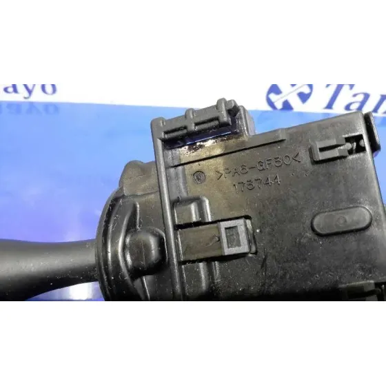 Mando Intermitentes para Suzuki Swift Berlina (Mz)