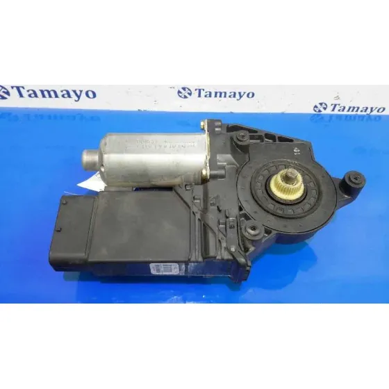 Motor Elevalunas Delantero Derecho para Volkswagen Passat Berlina (3B2)