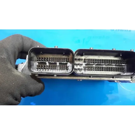Centralita Motor Uce para Opel Corsa C