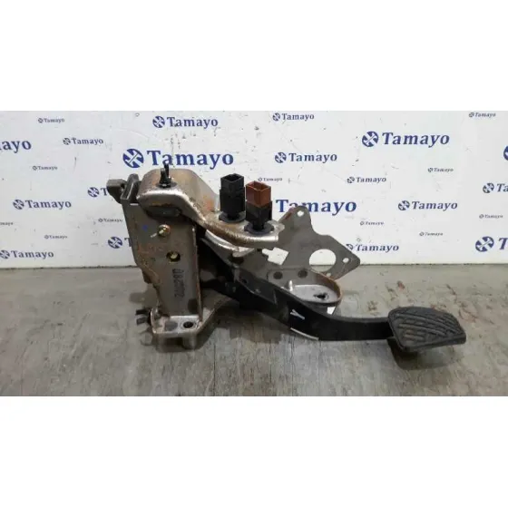 Pedal Freno para Nissan Juke (F15)