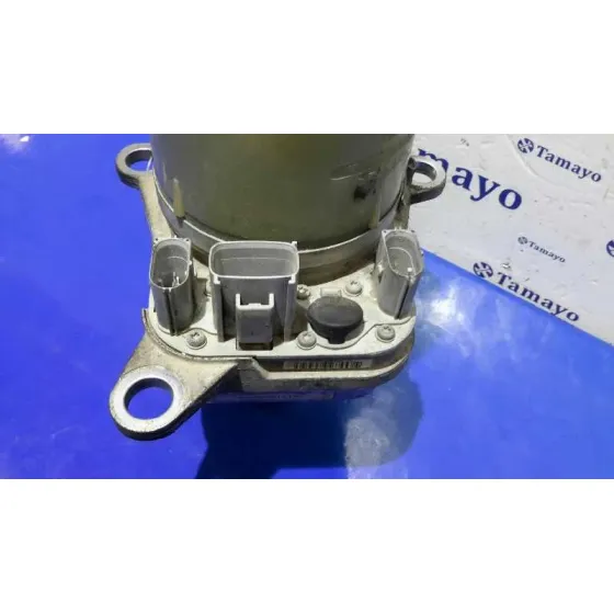 Bomba Direccion para Ford Focus Berlina (Cap)