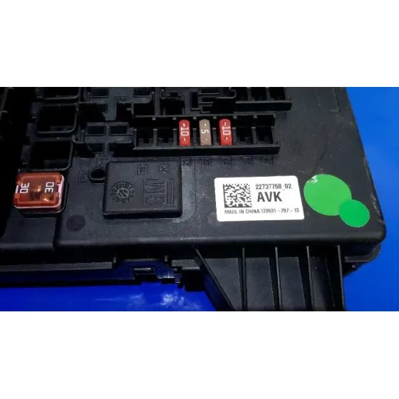 Caja Reles / Fusibles para Opel Insignia Berlina
