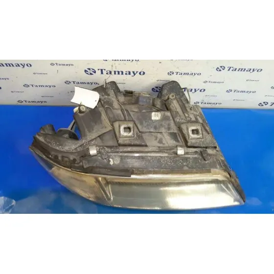 Faro Derecho para Audi A6 Berlina (4B2)