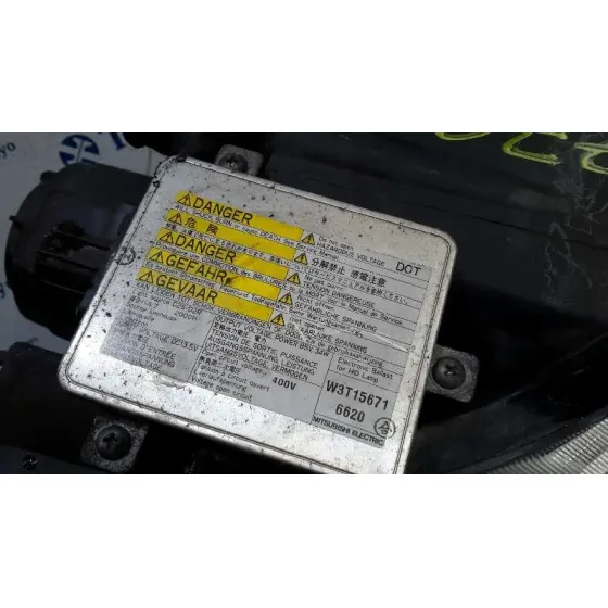 Faro Izquierdo para Mazda 5 Berl. (Cr)