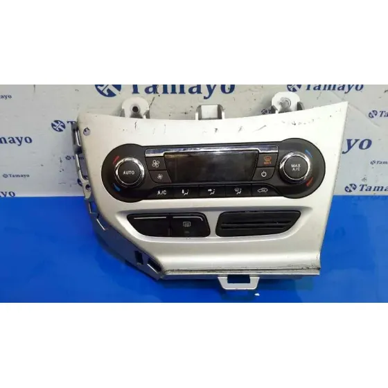 Mando Climatizador para Ford Focus Lim. (Cb8)