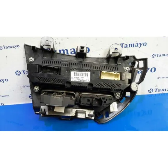 Mando Climatizador para Ford Focus Lim. (Cb8)