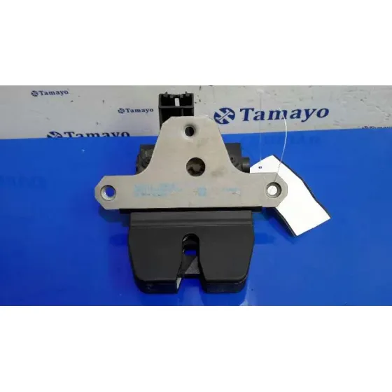 Cerradura Maletero / Porton para Ford Focus Lim. (Cb8)