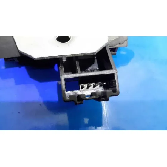 Cerradura Maletero / Porton para Ford Focus Lim. (Cb8)