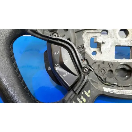 Volante para Ford Focus Lim. (Cb8)