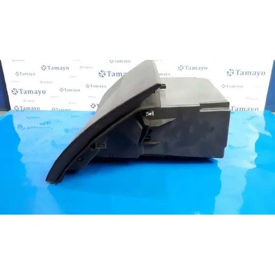 Guantera para Ford Focus Lim. (Cb8)