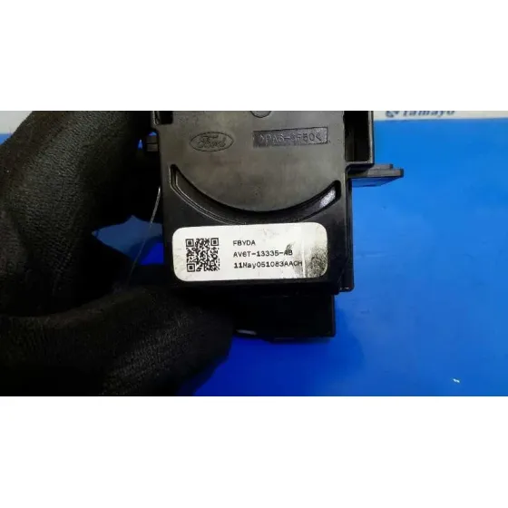 Mando Intermitentes para Ford Focus Lim. (Cb8)
