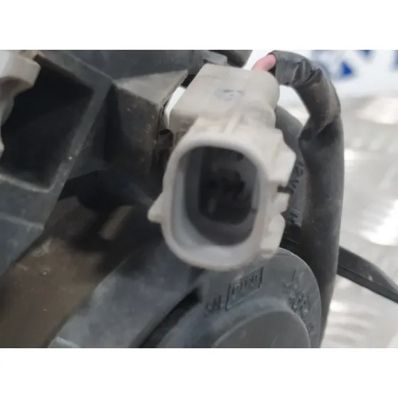 Faro Antiniebla Izquierdo para Subaru Legacy Familiar/Outback B13 (Bp)