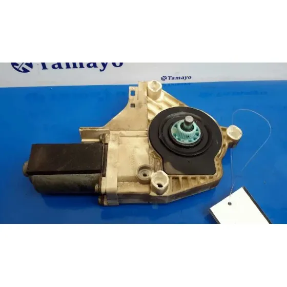 Motor Elevalunas Delantero Izquierdo para Audi A4 Avant (8W5)