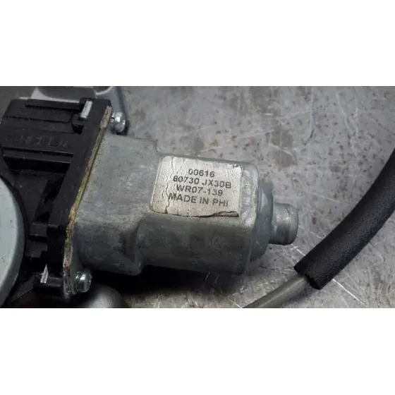 Elevalunas Delantero Derecho para Nissan Juke (F15)