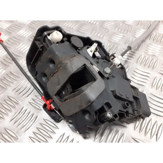 Cerradura Puerta Trasera Izquierda para Ford Mondeo Ber. (Ca2)