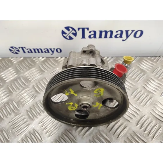 Bomba Servodireccion para Nissan Primera Berlina (P11)