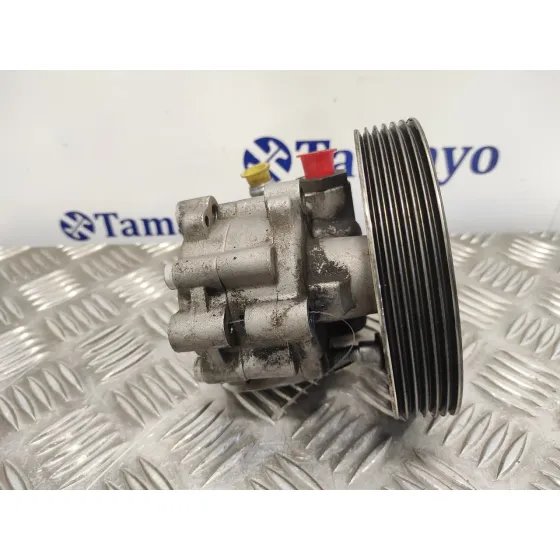 Bomba Servodireccion para Nissan Primera Berlina (P11)