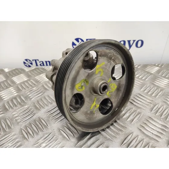 Bomba Servodireccion para Nissan Primera Berlina (P11)