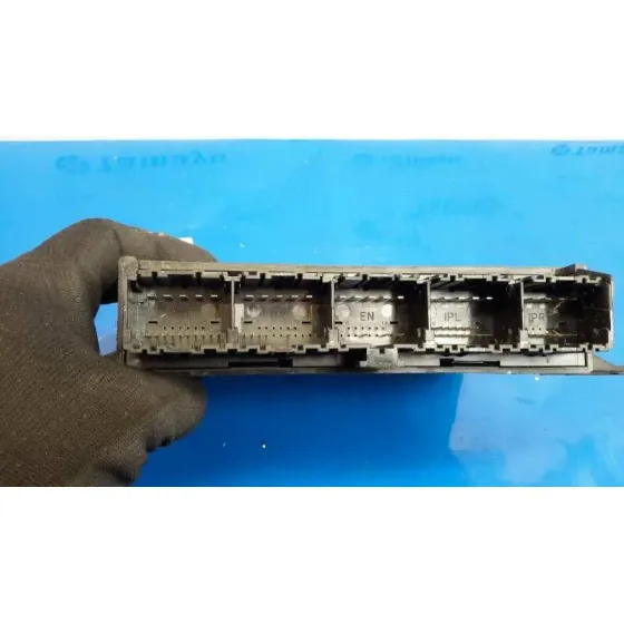 Modulo Electronico para Ford Focus Turn. (Cb8)