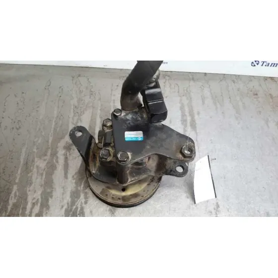 Bomba Direccion para Nissan Terrano/Terrano.ii (R20)
