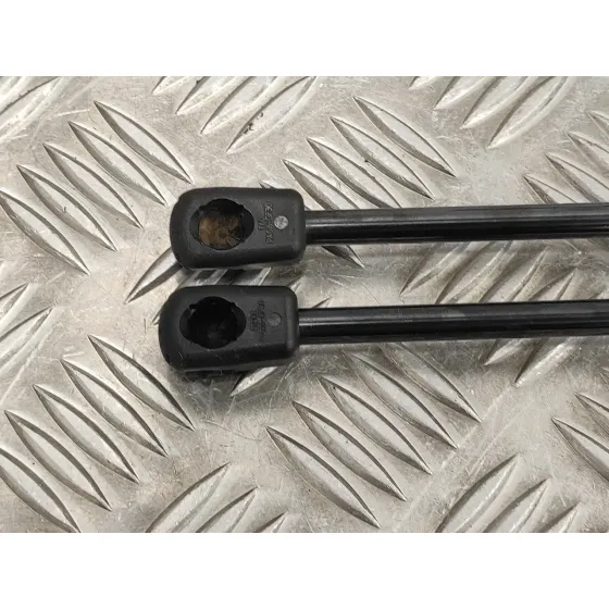 Amortiguadores Maletero / Porton para Ssangyong Tivoli