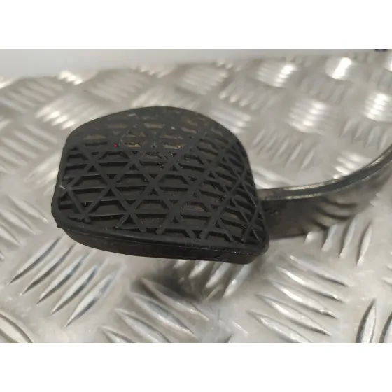 Pedal Embrague para Ssangyong Tivoli