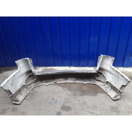 Paragolpes Trasero para Ford Focus Turn. (Cb8)