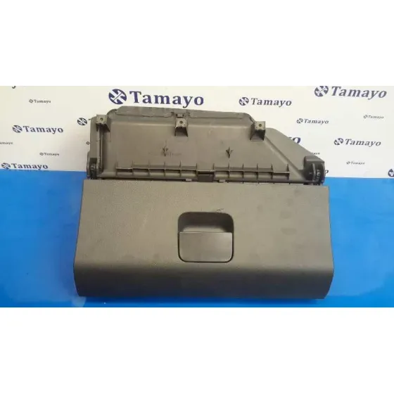Guantera para Volkswagen Polo (9N3)