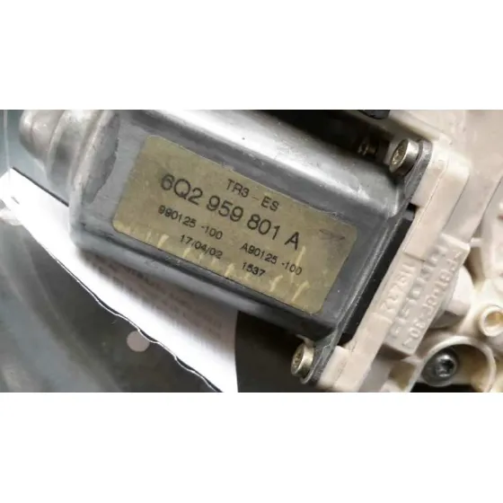 Elevalunas Delantero Derecho para Seat Ibiza (6L1)