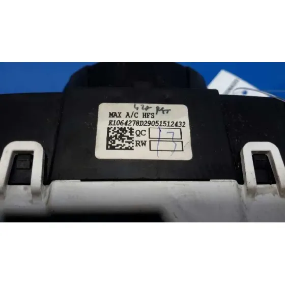 Mando Calefaccion / Aire Acondicionado para Ford Fiesta (Ccn)