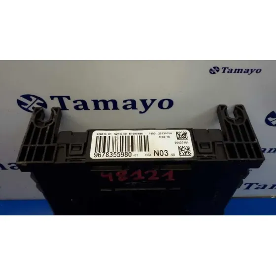 Caja Reles / Fusibles para Peugeot 208