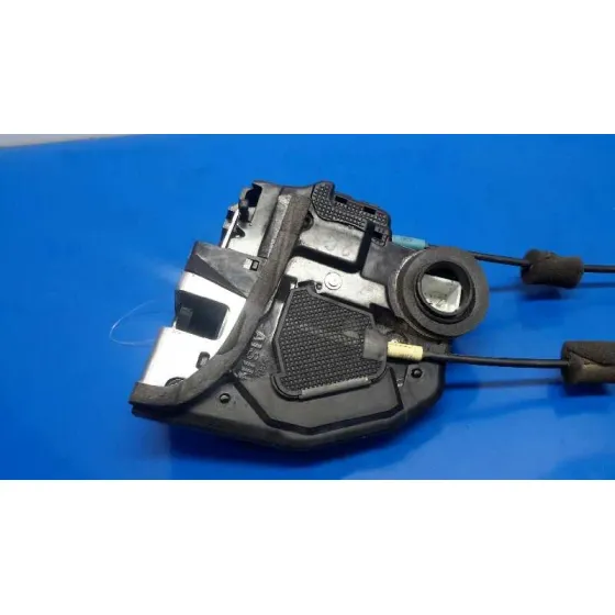 Cerradura Puerta Trasera Derecha para Toyota Rav 4 (A3)