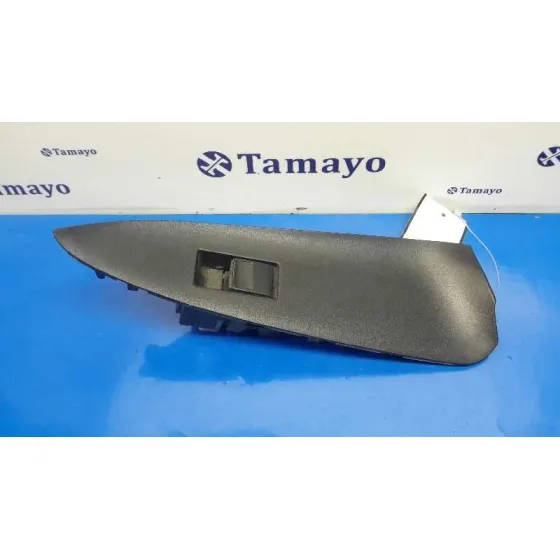 Mando Elevalunas Trasero Derecho para Toyota Rav 4 (A3)