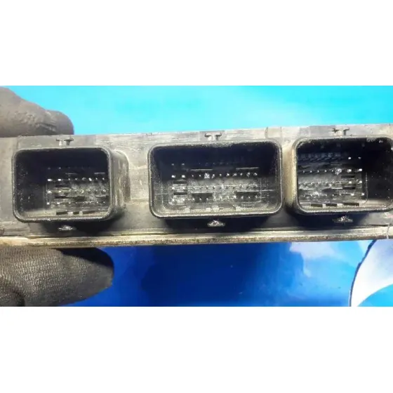 Centralita Motor Uce para Renault Kangoo