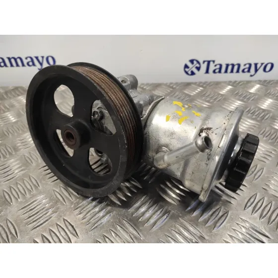 Bomba Direccion para Toyota Corolla Verso (R1)