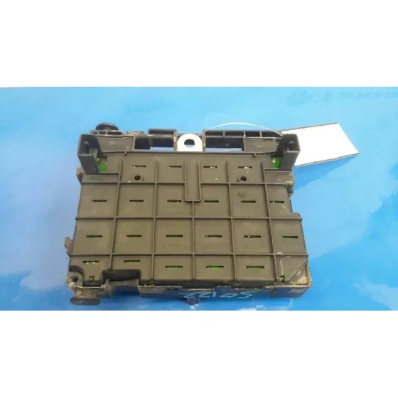 Caja Reles / Fusibles para Peugeot 307 (S1)