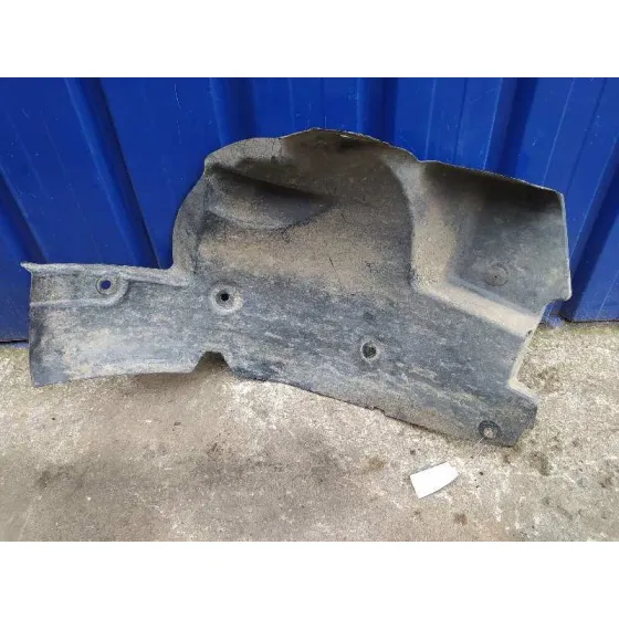 Plastico Paso Rueda Delantero Derecho para Renault Master Kasten