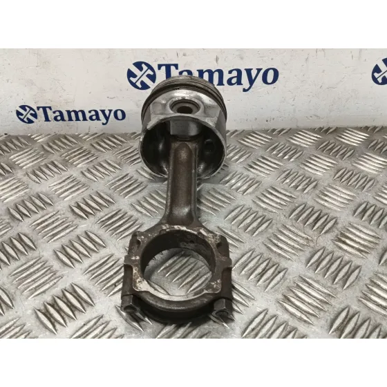Piston para Mercedes-Benz Sprinter (W901,W904) Caja Cerr.