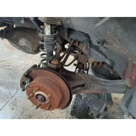 Puente Trasero para Chrysler Jeep Compass