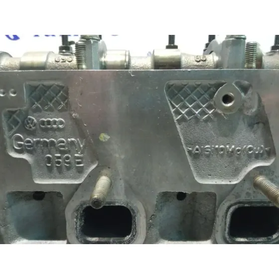 Culata para Volkswagen Passat Berlina (3B2)