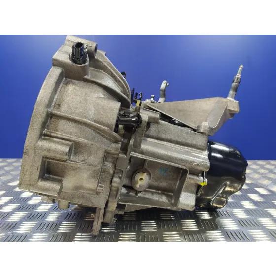 Caja Cambios para Nissan Micra (K12E)